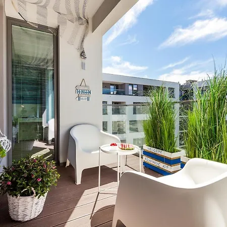 Apartment Plac Unii Aquamarine Premium Gdynia