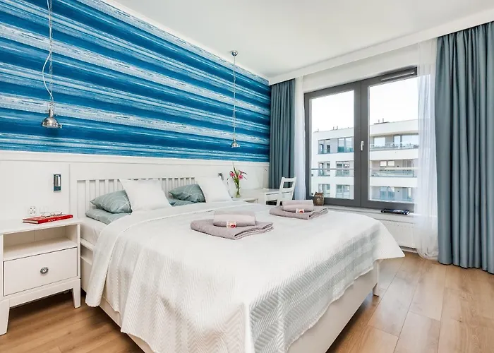 Plac Unii Aquamarine Premium Apartment