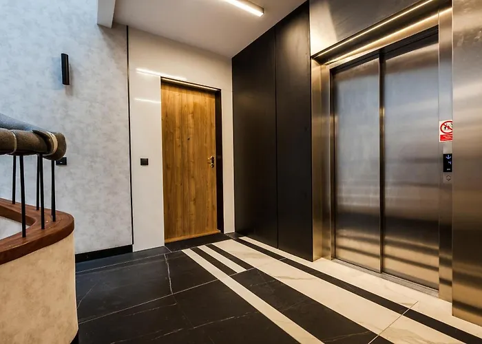 Plac Unii Aquamarine Premium Apartment